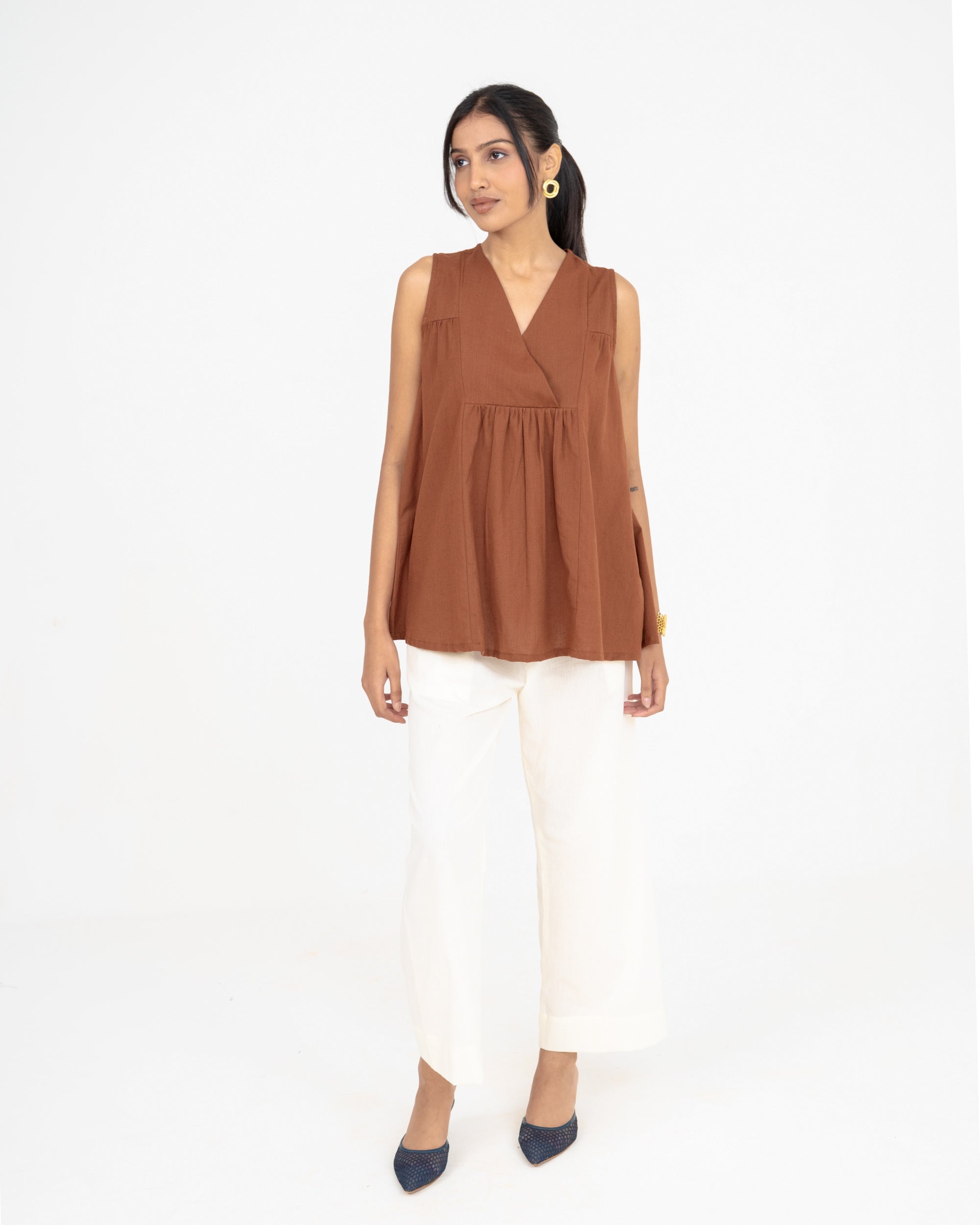 Iris Brown Top