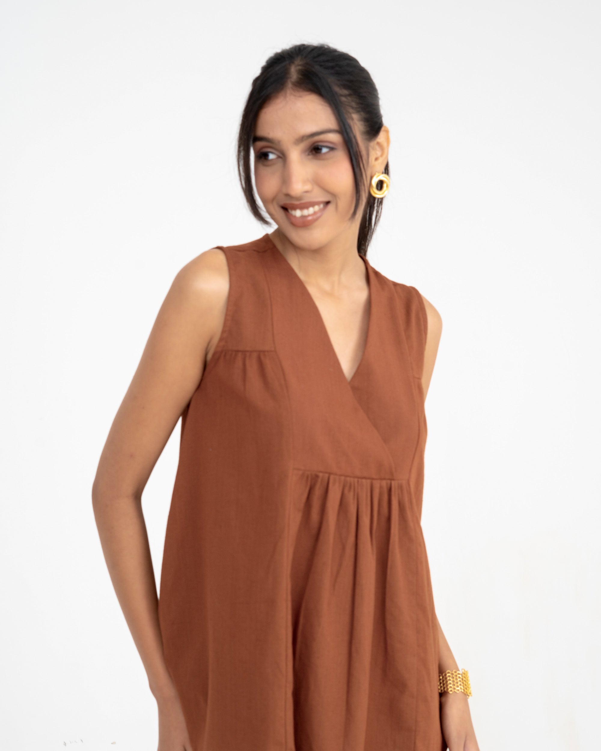 Iris Brown Top