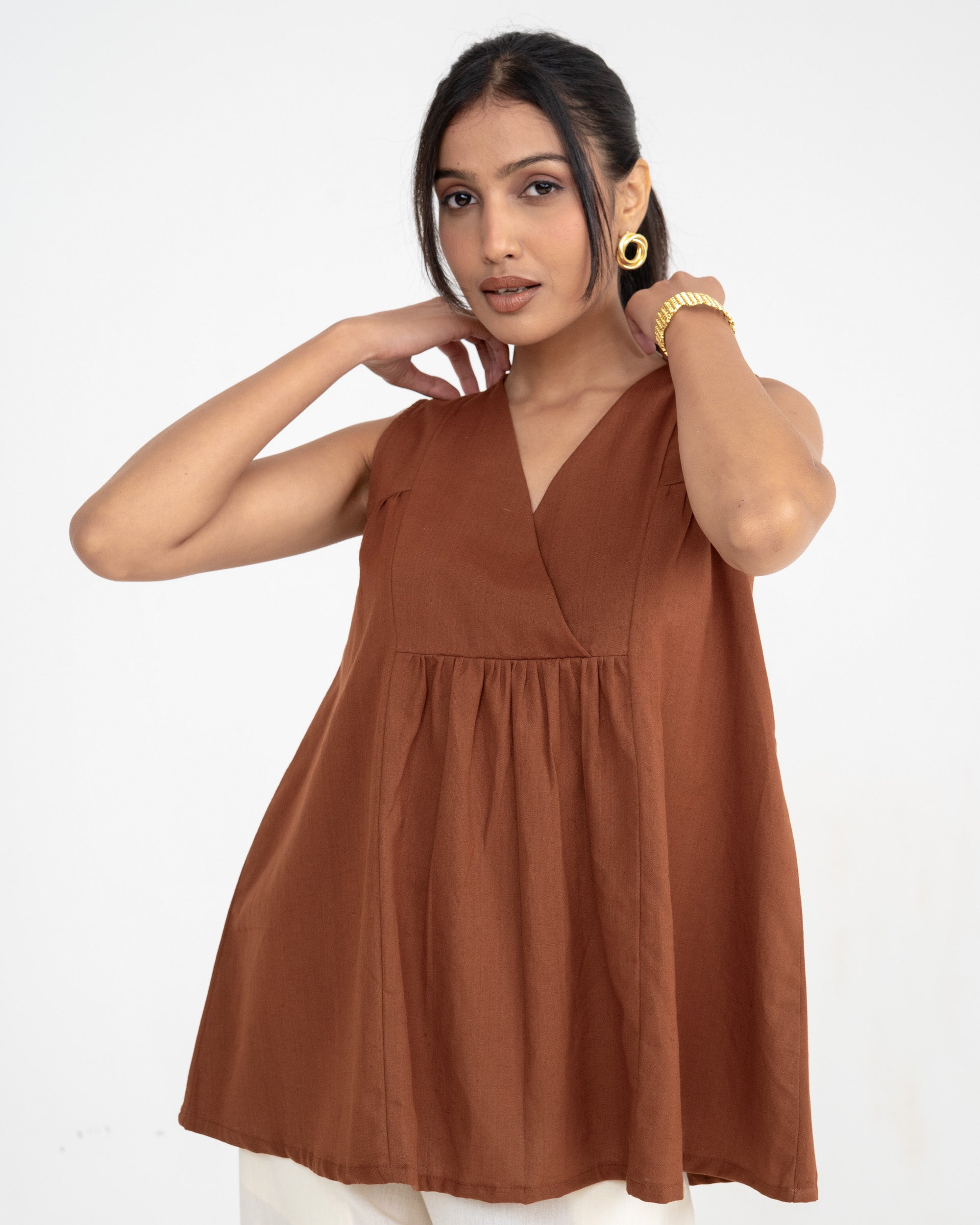 Iris Brown Top