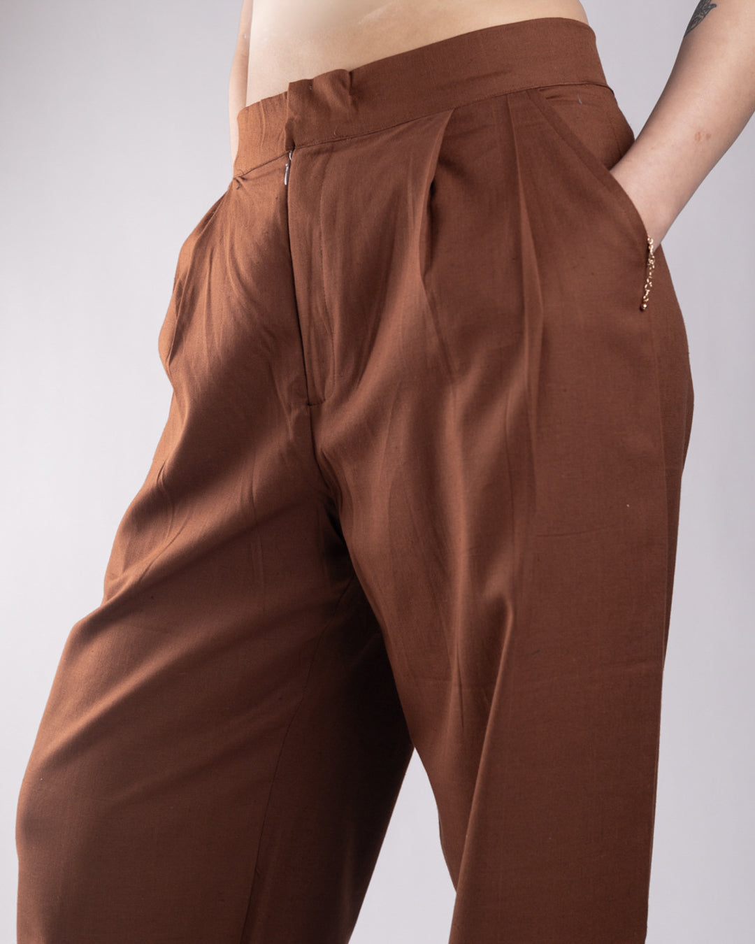 Veda Brown Pleated Trouser